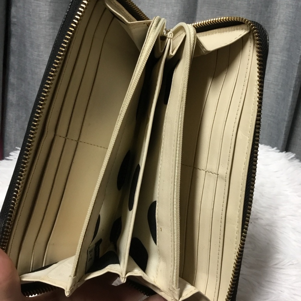 Kate Spade Wallet - Picture 4 of 4